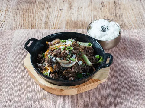 Stir-Fried Beef Bulgogi w Rice